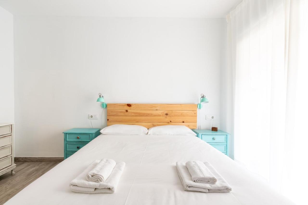Holi-Rent Padre Isla Διαμέρισμα Σεβίλλη Δωμάτιο φωτογραφία